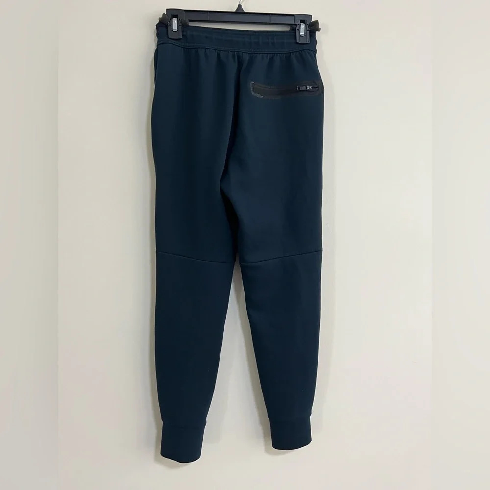 American Eagle Joggers. Great Condition